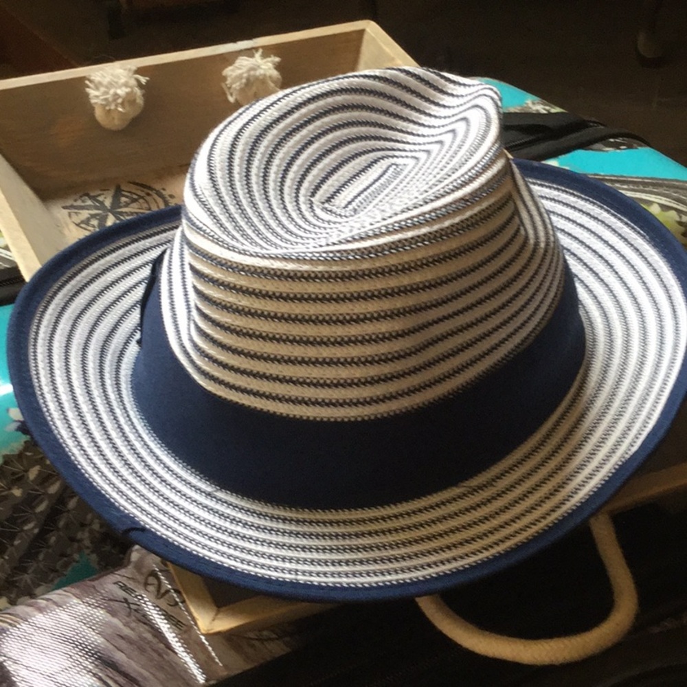 MONTIQUE fidora hat travel derby equestrian spa farmer’s market Sunday brunch - Picture 5 of 10